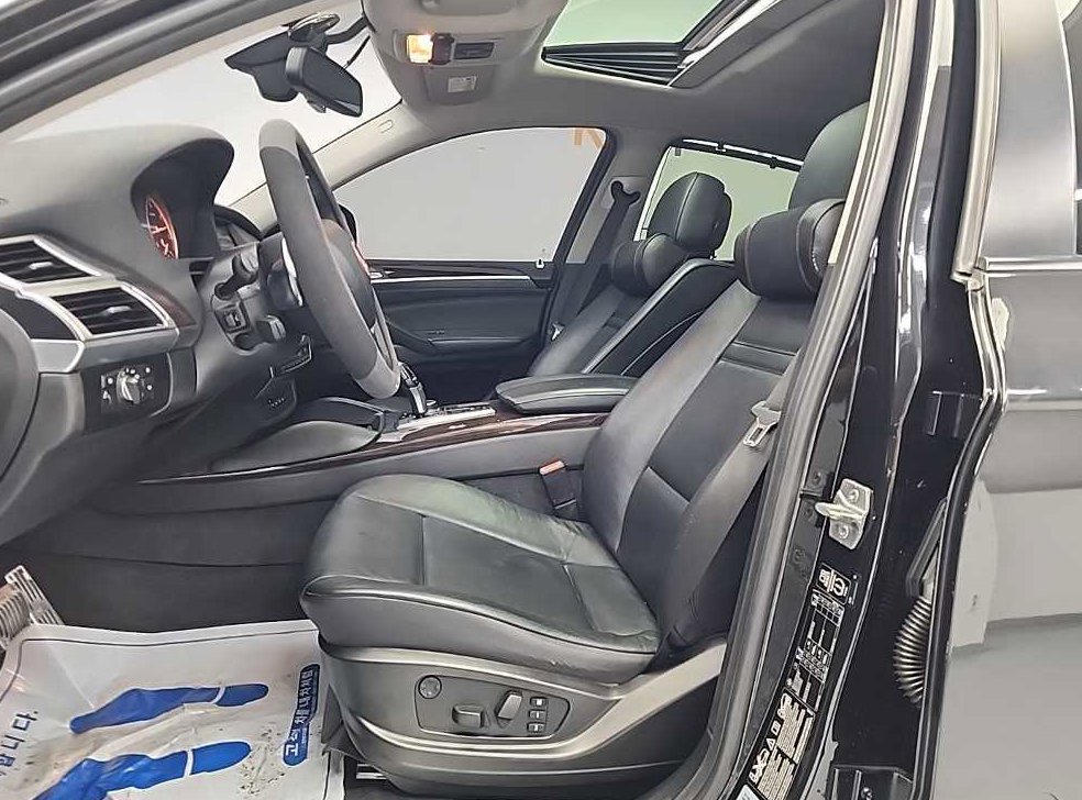 BMW X6 xDrive 30d 사진 11