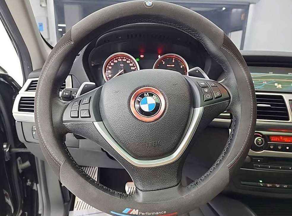 BMW X6 xDrive 30d 사진 9