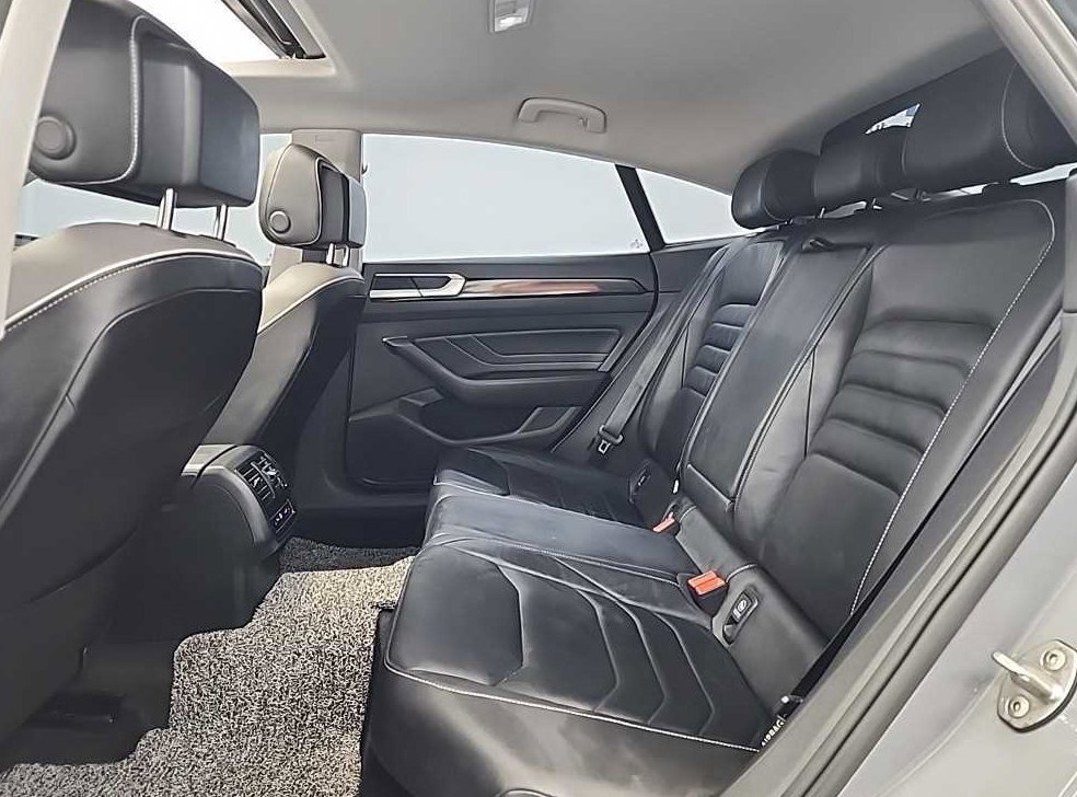 폭스바겐 아테온 2.0 TDI 엘레강스 프레스티지 사진 13