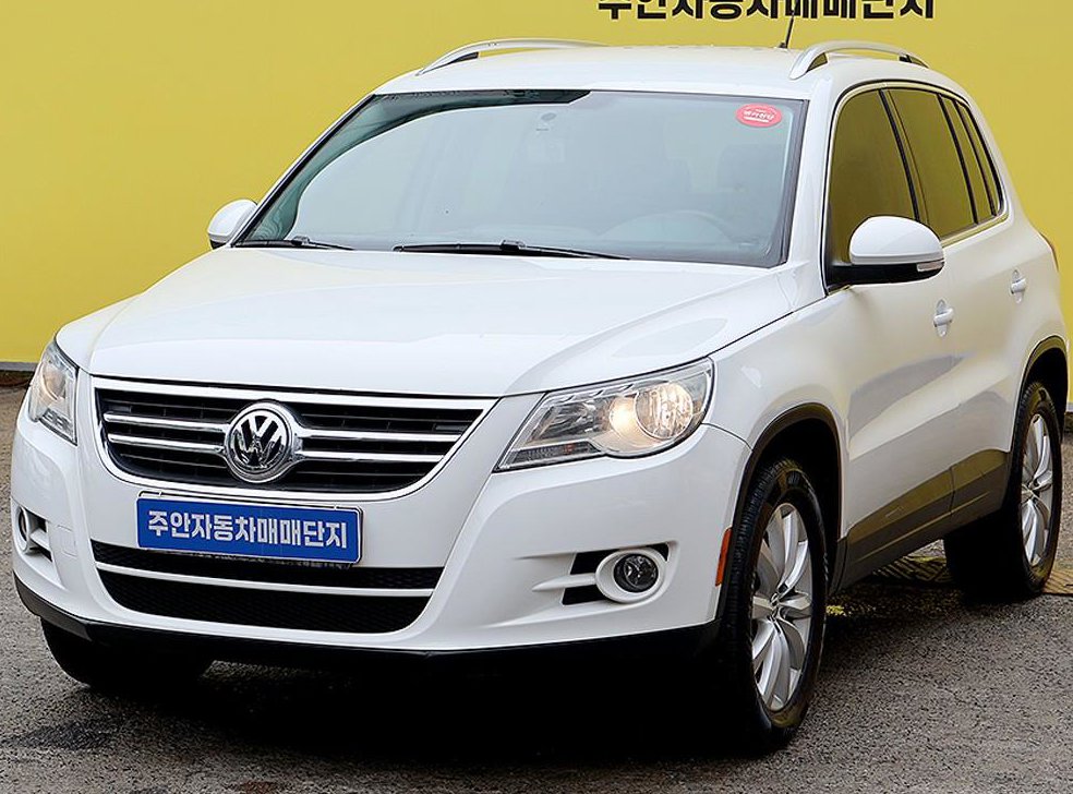 폭스바겐 티구안 2.0 TSI 사진 2