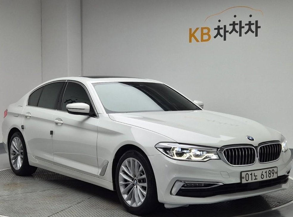 BMW 5시리즈 530i 럭셔리 플러스 사진 4