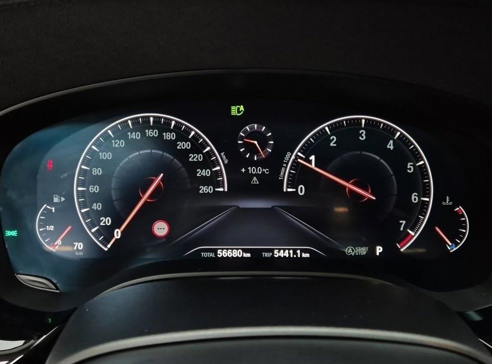 BMW 5시리즈 530i 럭셔리 플러스 사진 6