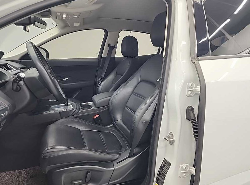 재규어 E-PACE P250 S 사진 11