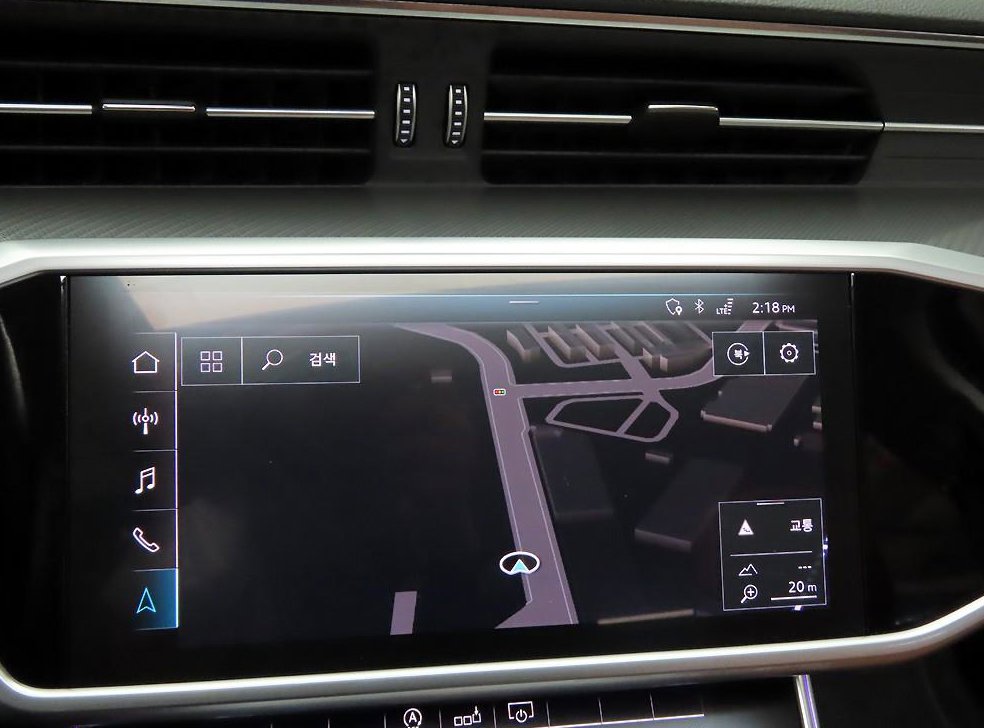 아우디 A6 45 TFSI 사진 8