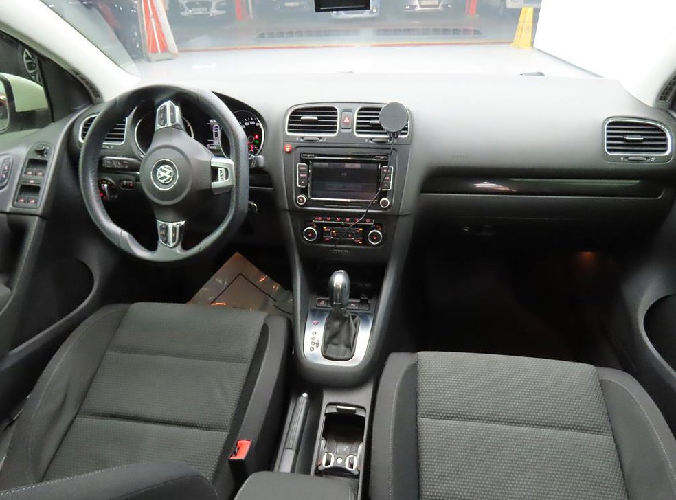 폭스바겐 골프 1.4 TSI 사진 5
