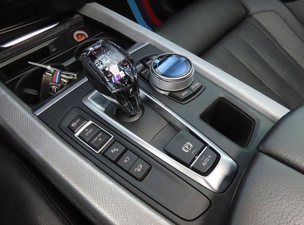 BMW X5 xDrive M50d 사진 14