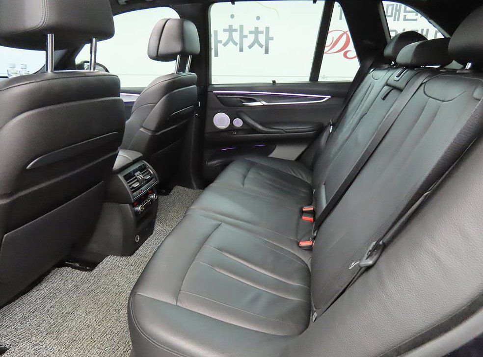 BMW X5 xDrive M50d 사진 6