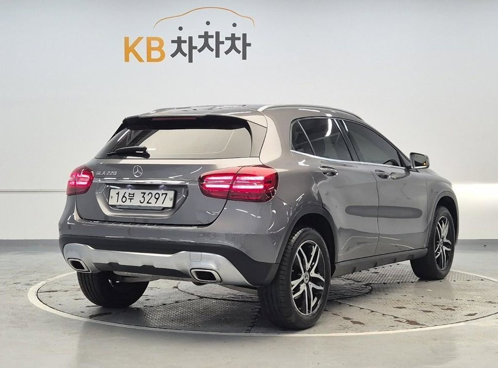 벤츠 GLA 클래스 GLA220 프리미엄 사진 3