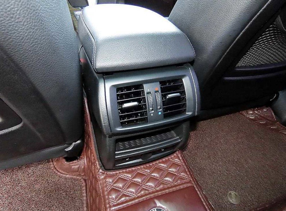 BMW X3 xDrive 20d 하이 사진 16