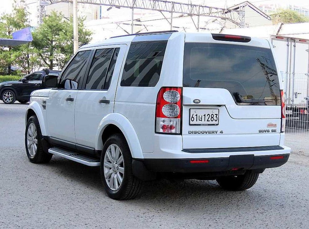랜드로버 디스커버리 3.0 SDV6 SE 사진 3