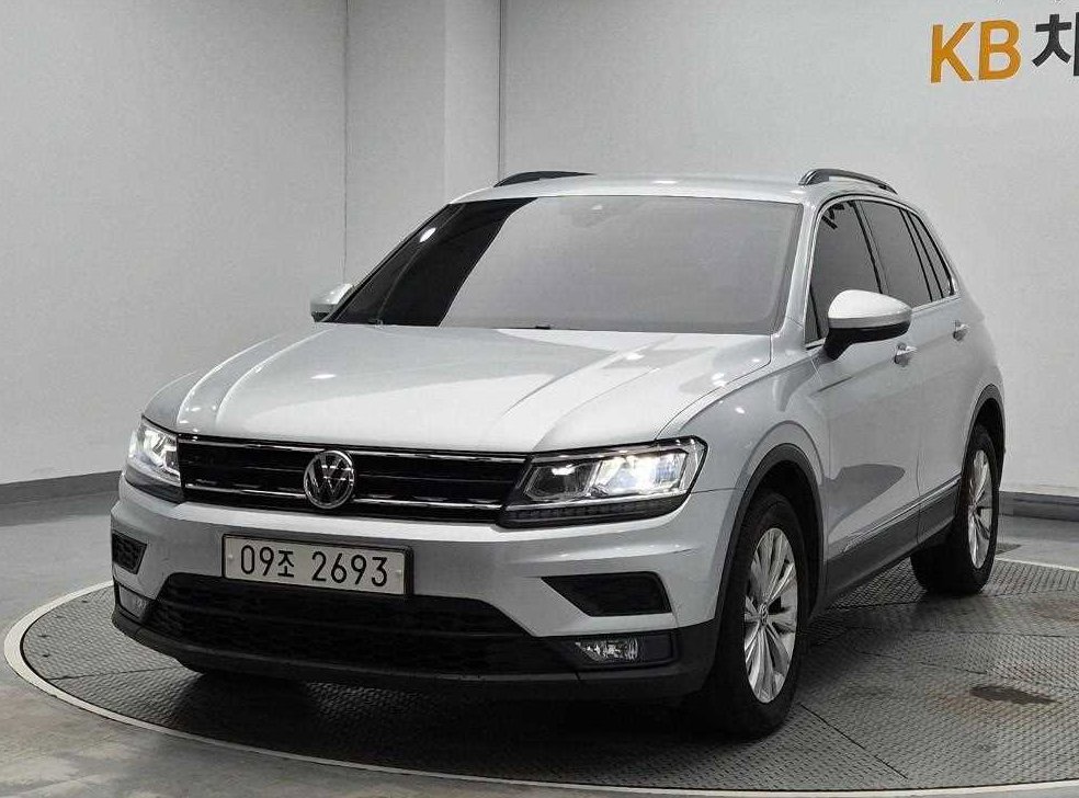폭스바겐 티구안 2.0 TDI