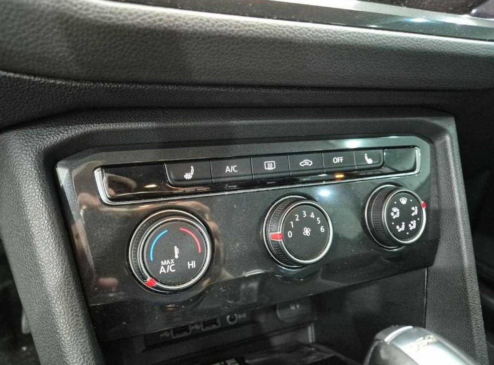 폭스바겐 티구안 2.0 TDI 사진 15