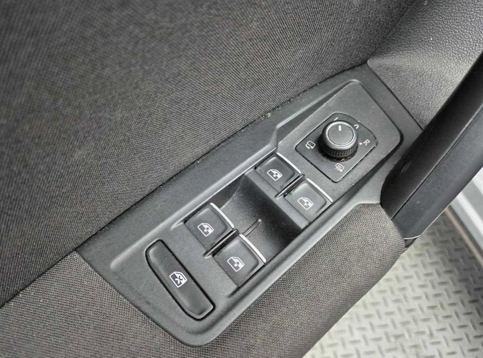 폭스바겐 티구안 2.0 TDI 사진 17