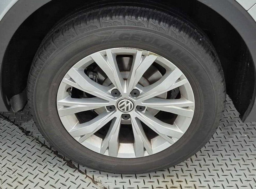 폭스바겐 티구안 2.0 TDI 사진 20