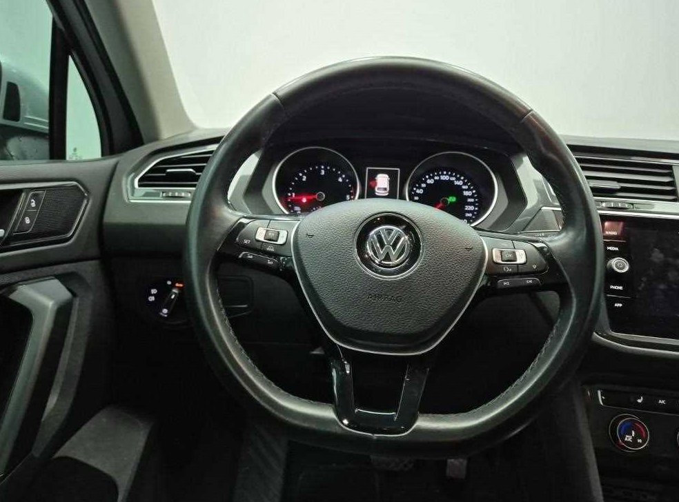 폭스바겐 티구안 2.0 TDI 사진 9