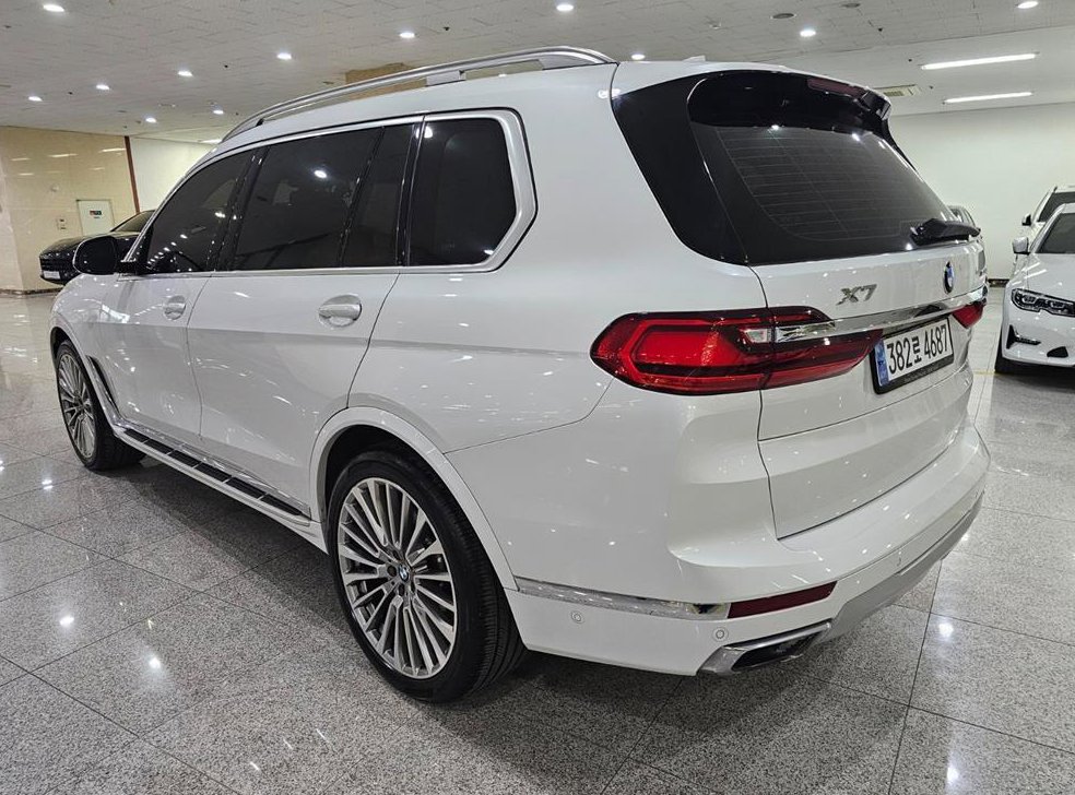 BMW X7 xDrive 40d 디자인 퓨어 엑셀런스 7인승 사진 3