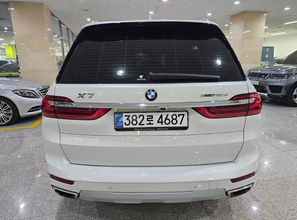 BMW X7 xDrive 40d 디자인 퓨어 엑셀런스 7인승 사진 4