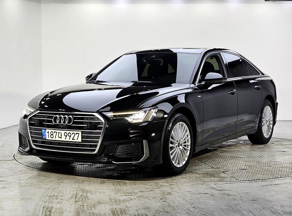 아우디 A6 45 TFSI 프리미엄