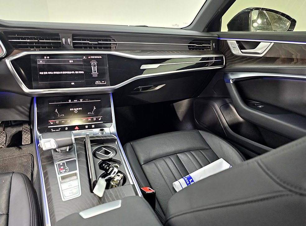 아우디 A6 45 TFSI 프리미엄 사진 10