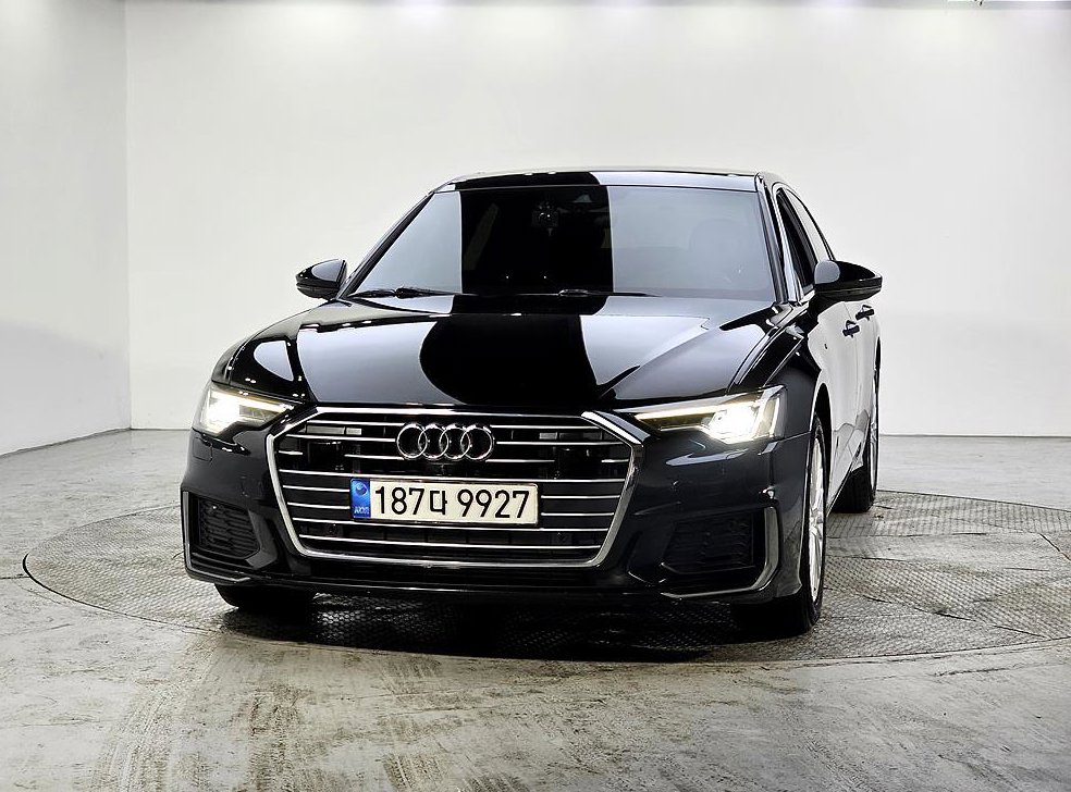 아우디 A6 45 TFSI 프리미엄 사진 2