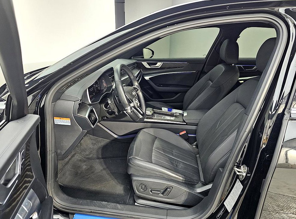 아우디 A6 45 TFSI 프리미엄 사진 8