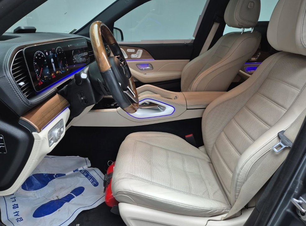 벤츠 GLS 클래스 GLS 400d 4MATIC 사진 11