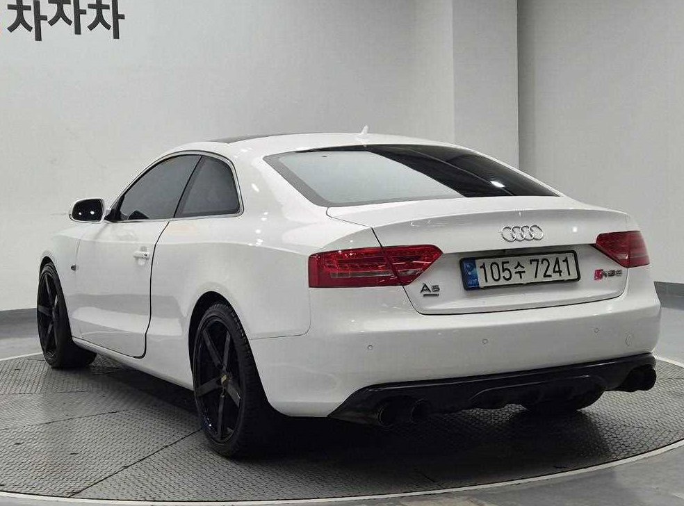 아우디 A5 2.0 TFSI 콰트로 사진 2