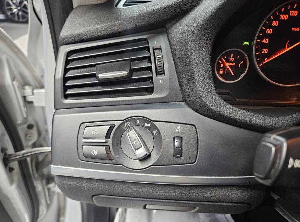 BMW X3 xDrive 20d 사진 13
