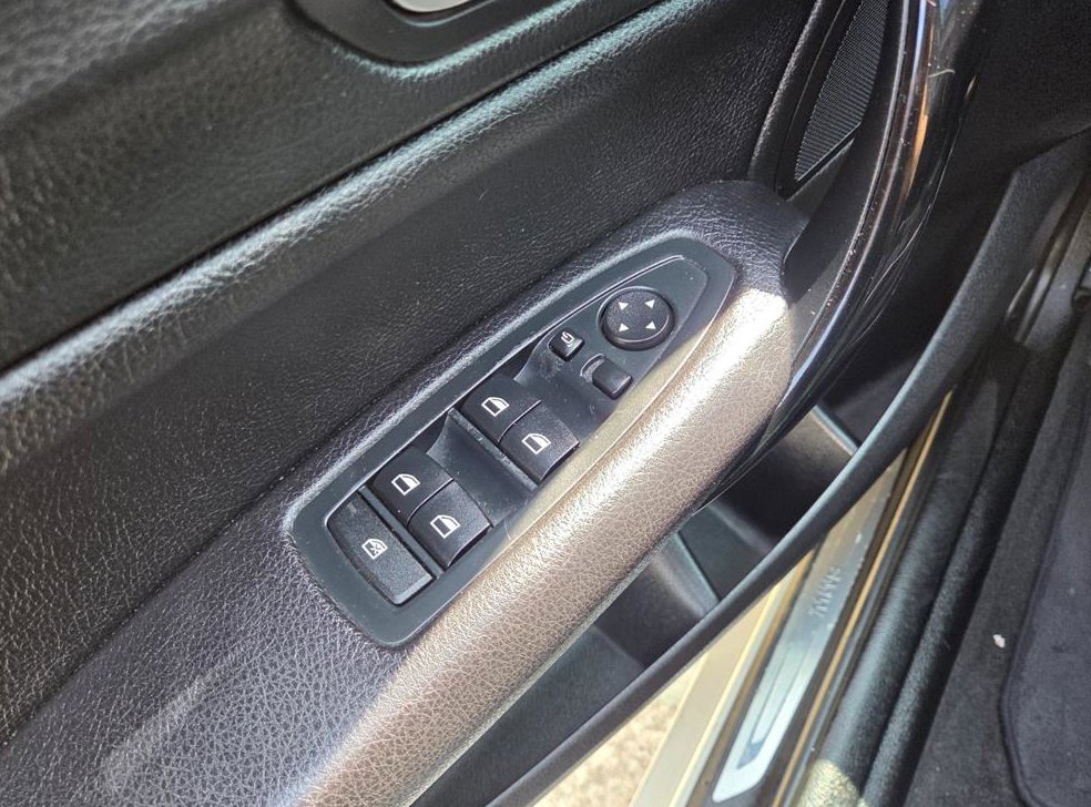 BMW 1시리즈 118d 스포츠 사진 15