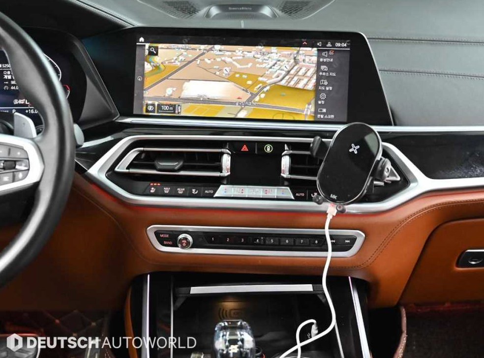 BMW X7 M50i 사진 14
