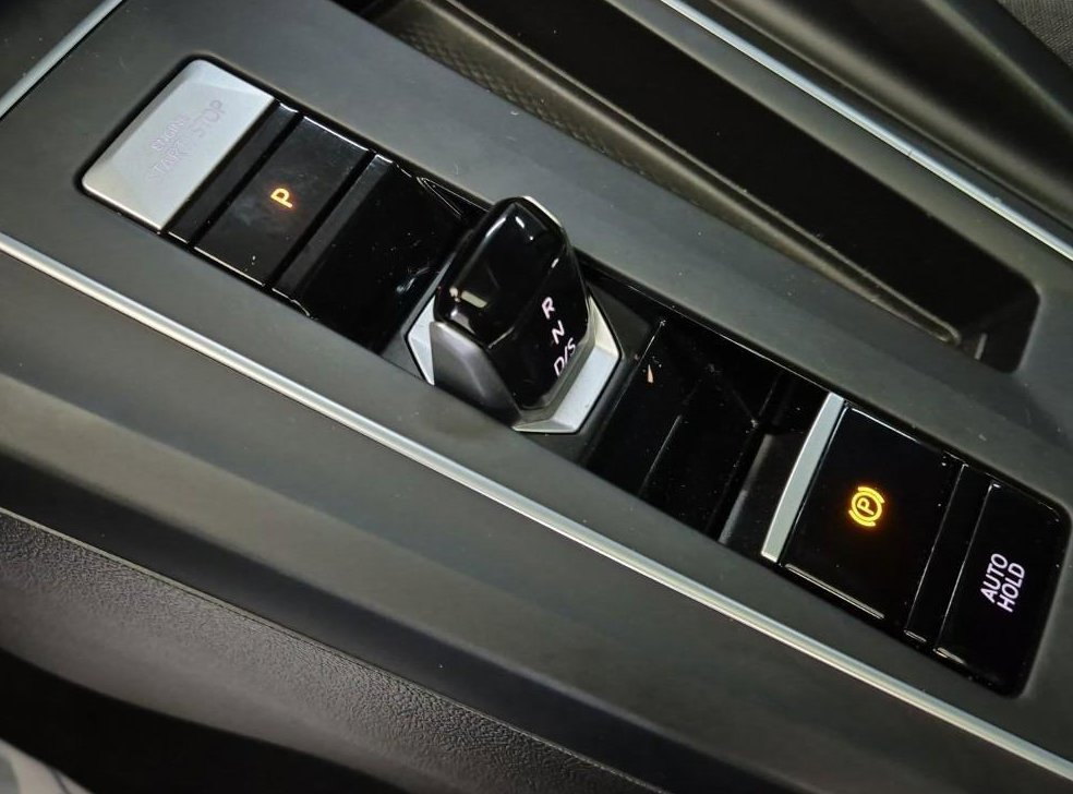 폭스바겐 골프 2.0 TDI 프레스티지 사진 8