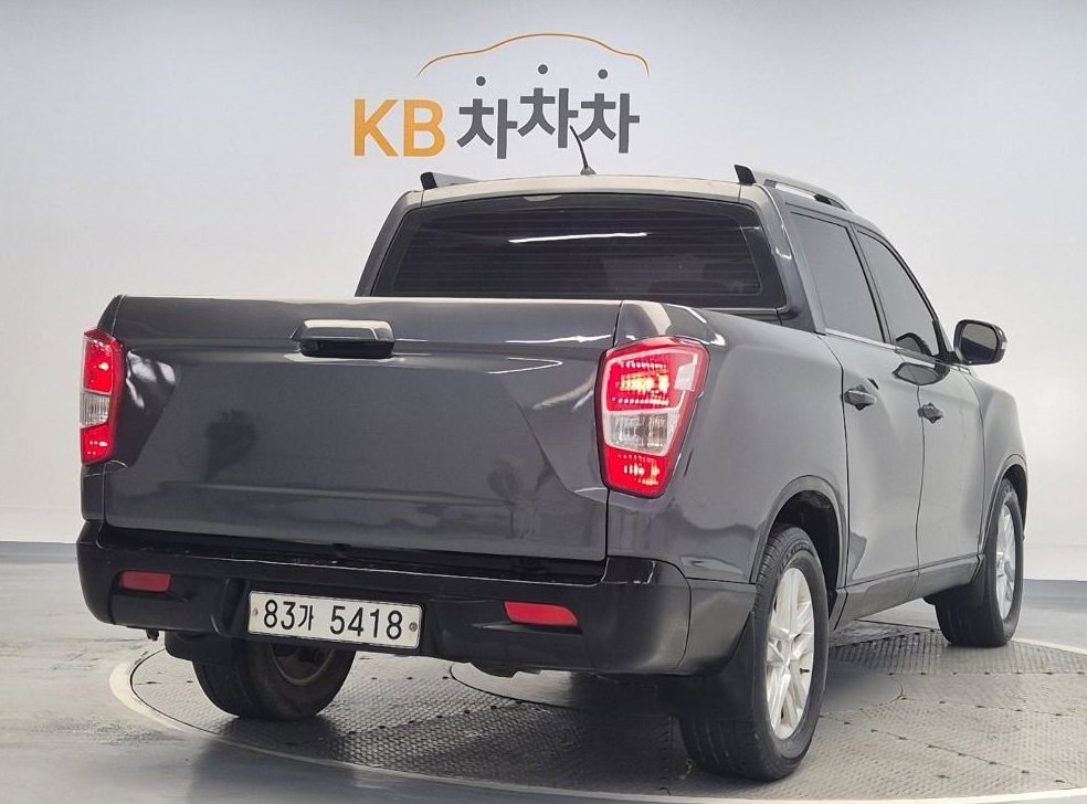 KG모빌리티(쌍용)  렉스턴 4WD 디젤 2.2 사진 3