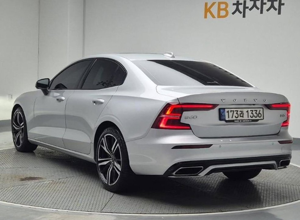 볼보 S60 B5 R-디자인 사진 3