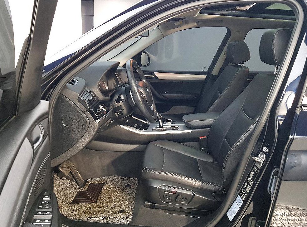 BMW X3 xDrive 20d M 에어로다이나믹 사진 8