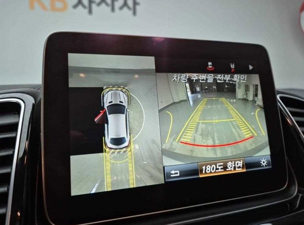 벤츠 GLE 클래스 GLE 350 d 4MATIC 쿠페 사진 15