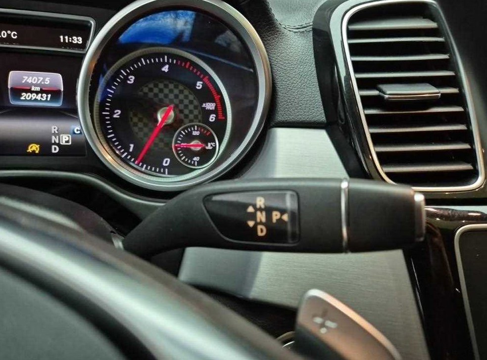 벤츠 GLE 클래스 GLE 350 d 4MATIC 쿠페 사진 8