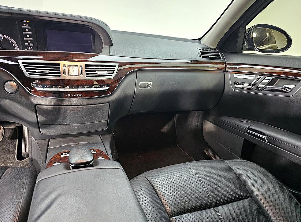 벤츠 S 클래스 S550L 4MATIC 사진 9