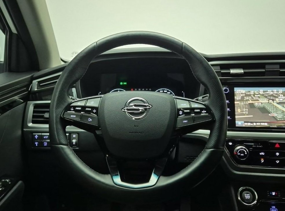 KG모빌리티(쌍용)  코란도 2WD 가솔린 1.5 C5 플러스 사진 15