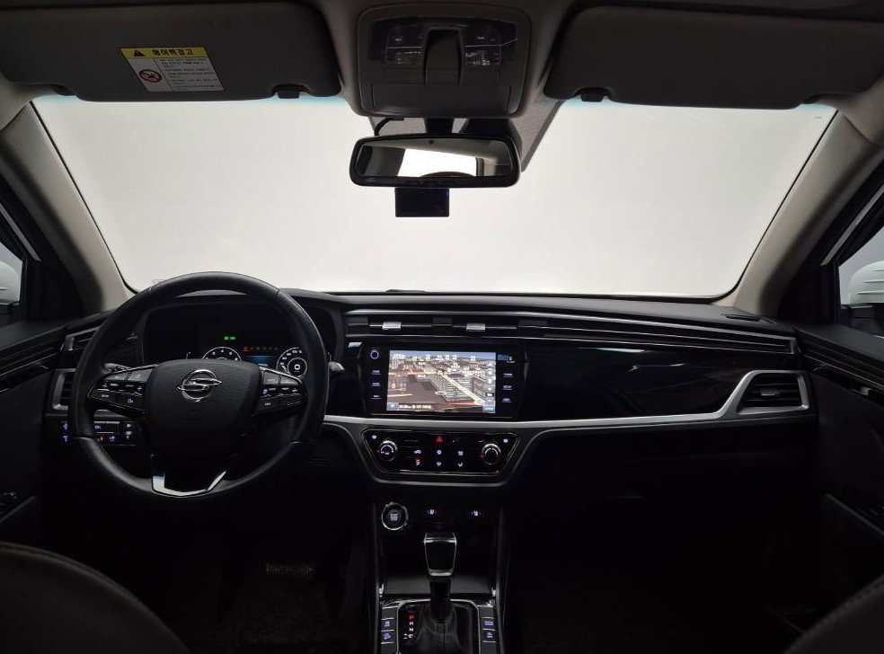 KG모빌리티(쌍용)  코란도 2WD 가솔린 1.5 C5 플러스 사진 19