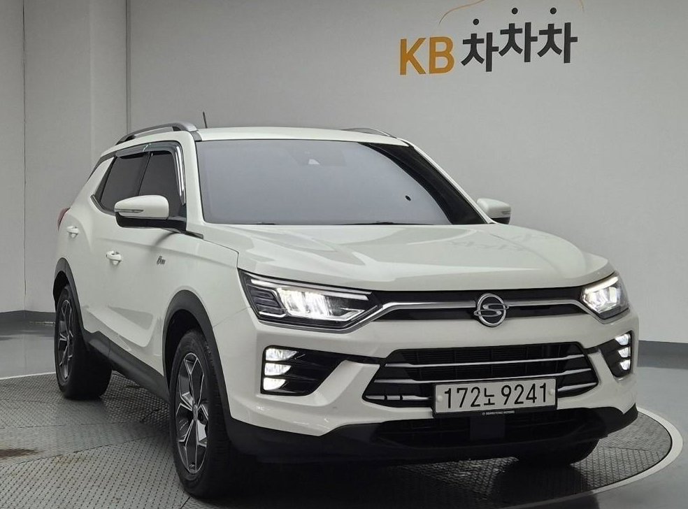 KG모빌리티(쌍용)  코란도 2WD 가솔린 1.5 C5 플러스 사진 3