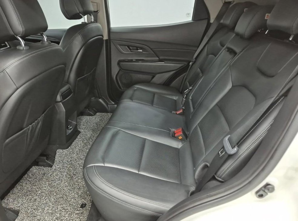KG모빌리티(쌍용)  코란도 2WD 디젤 1.6 C5 플러스 사진 12