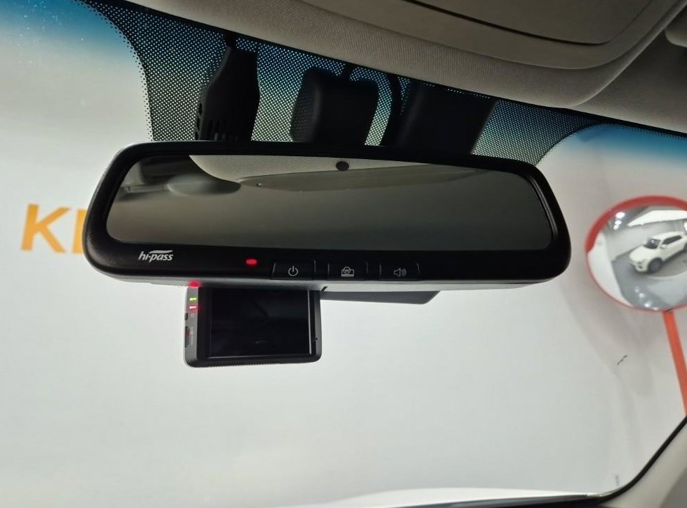 KG모빌리티(쌍용)  코란도 2WD 디젤 1.6 C5 플러스 사진 16