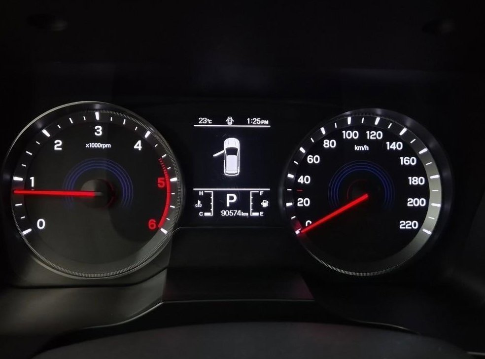 KG모빌리티(쌍용)  코란도 2WD 디젤 1.6 C5 플러스 사진 6