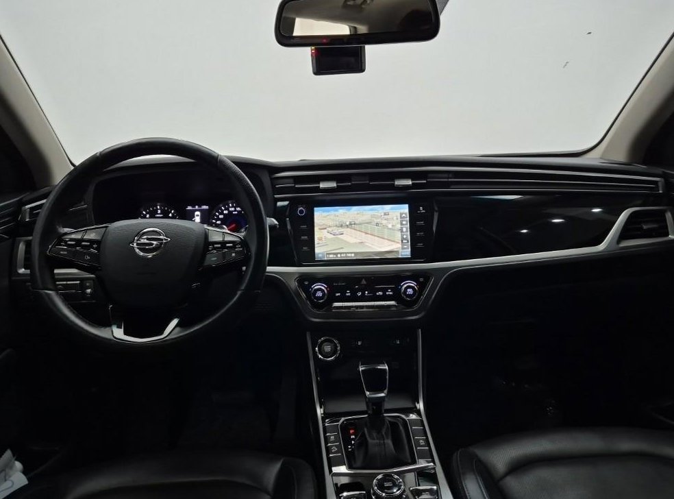 KG모빌리티(쌍용)  코란도 2WD 디젤 1.6 C5 플러스 사진 7