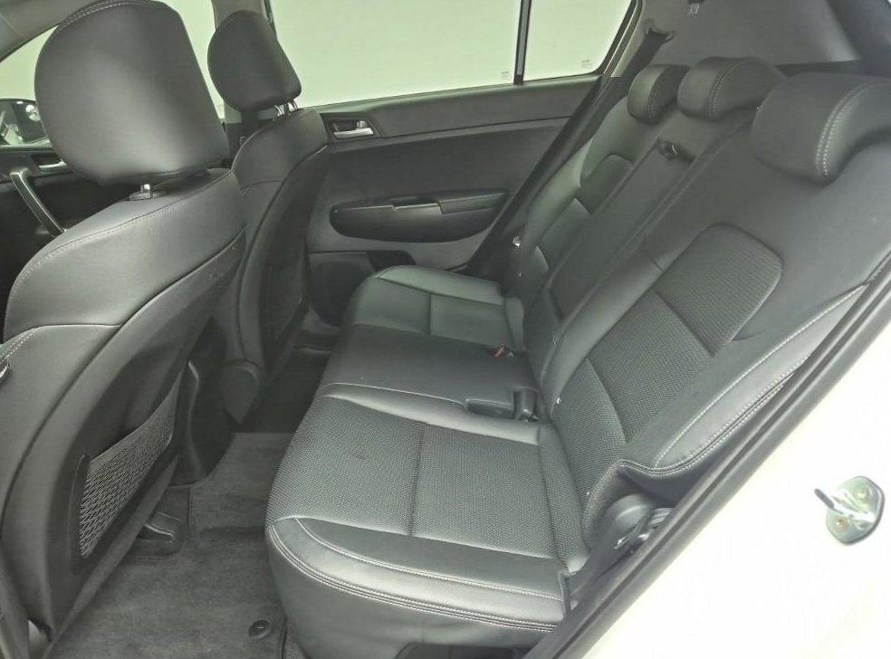 기아 스포티지 1.6 디젤 2WD 사진 12