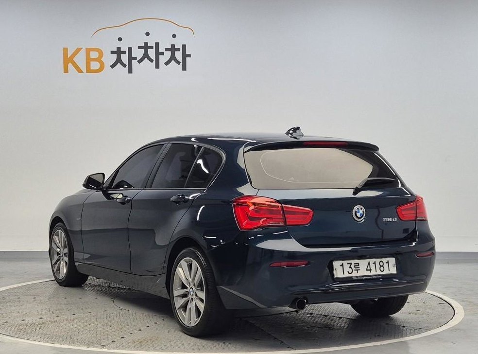BMW 1시리즈 118d 스포츠 사진 2