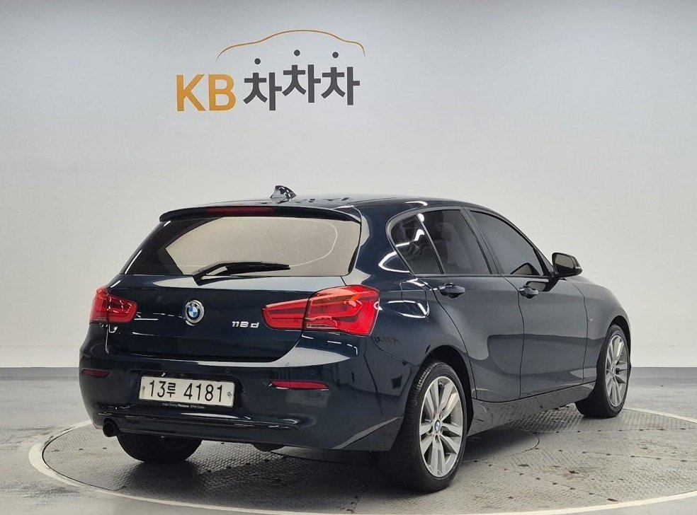 BMW 1시리즈 118d 스포츠 사진 3