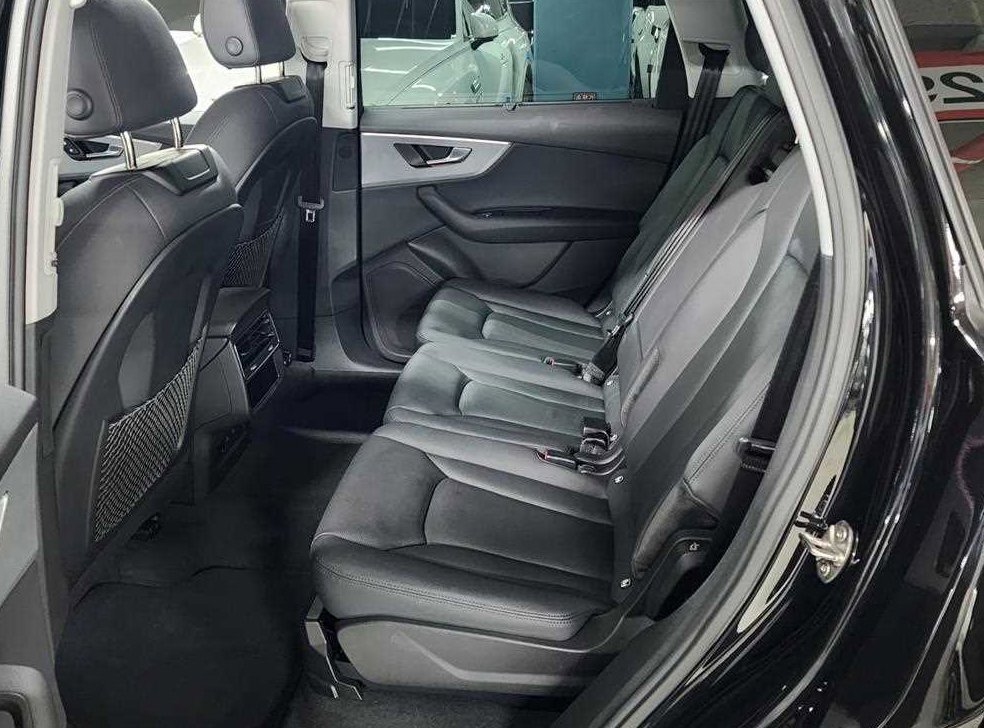아우디 Q7 45 TDI 콰트로 사진 11