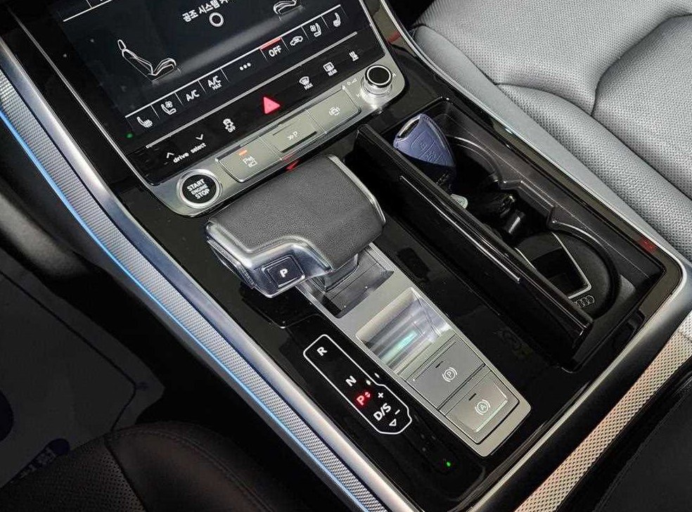 아우디 Q7 45 TDI 콰트로 사진 16