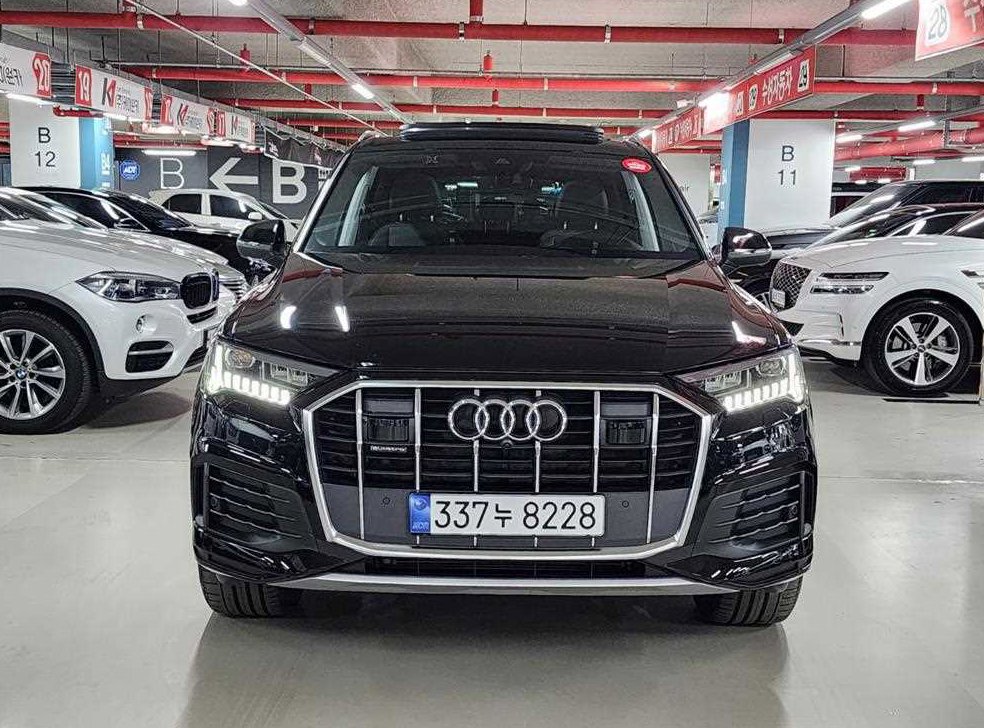 아우디 Q7 45 TDI 콰트로 사진 2